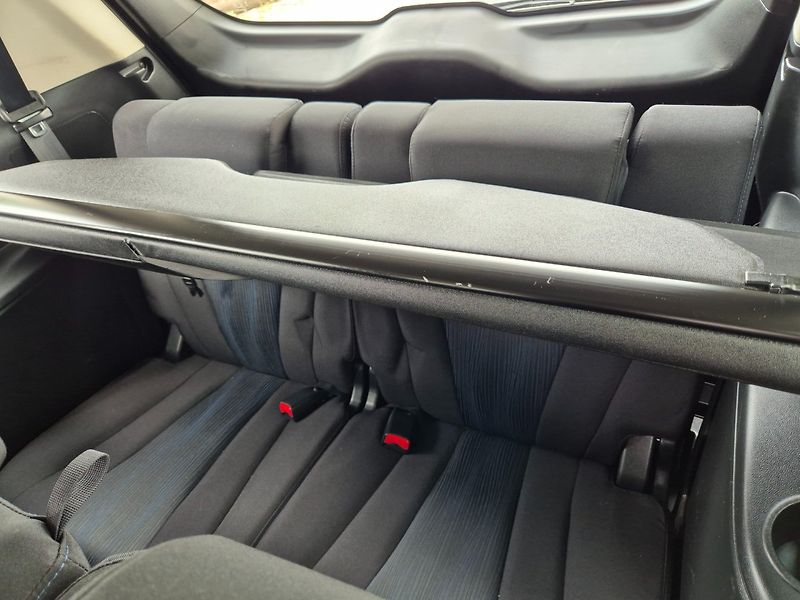 Mazda 5 (2011) 1.8 i 7míst TOP STAV - fotka 17 z 33