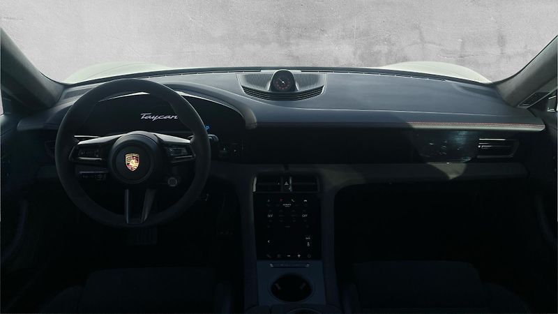 Porsche Taycan GTS - fotka 18 z 30