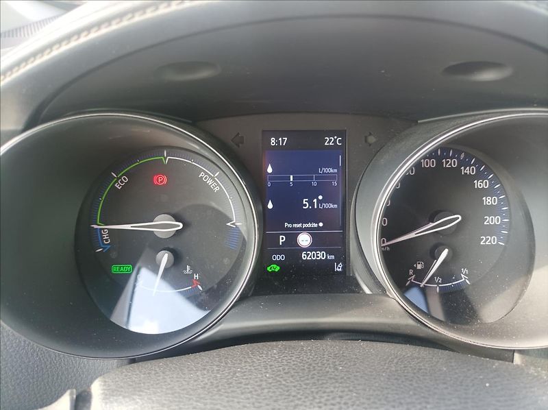 Toyota C-HR 1,8 Comfort - fotka 15 z 20