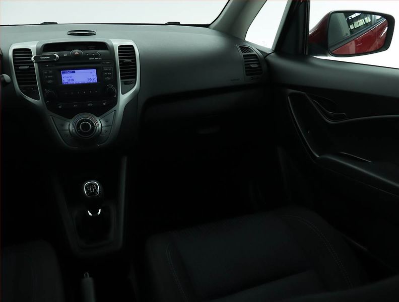 Hyundai ix20 (2013) 1.4 CVVT, Serv.kniha, Tempomat - fotka 8 z 14