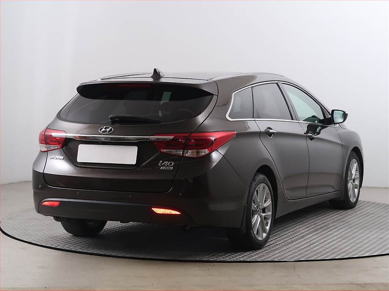 Hyundai i40 (2018) 1.7 CRDi, Automat, Kůže, Navi - fotka 5 z 20