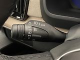 Volvo XC90 (2026) B5 AWD AUT DARK PLUS 7míst - náhled 31