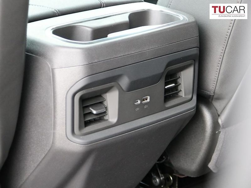 Chevrolet Silverado (2025) 6.2 V8 LT Trail Boss  - fotka 32 z 33