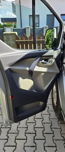 Ford Tourneo Custom (2016) - fotka 11 z 11