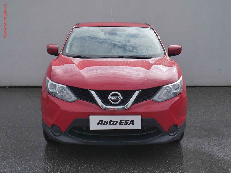 Nissan Qashqai (2017) 1.2 DiG-T, 2.maj,ČR, Visia - fotka 2 z 15