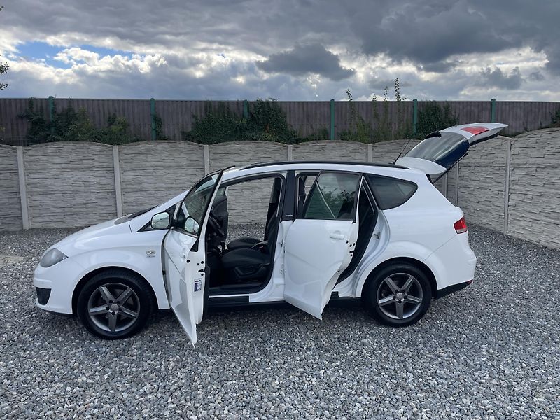 Seat Altea 1.6TDi 105PS XXL ECOMOTIVE TOP - fotka 162 z 189