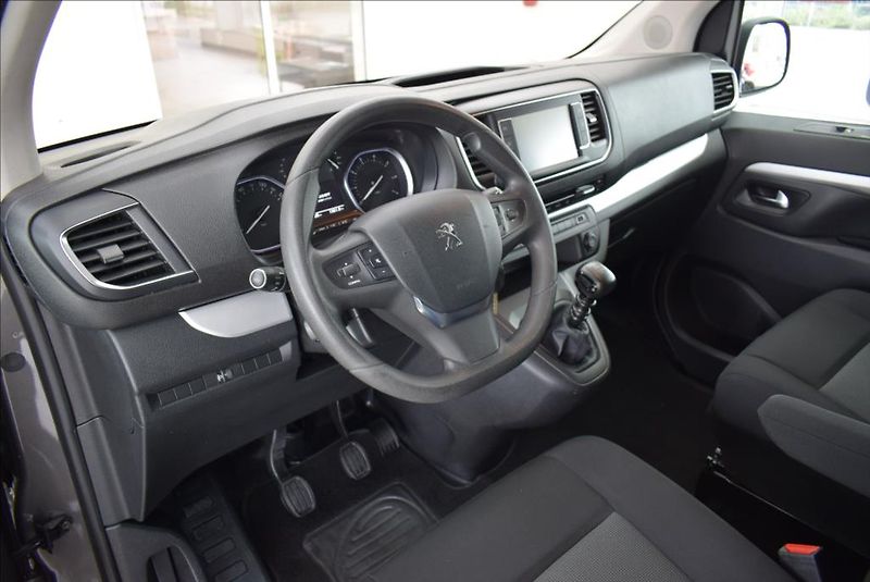 Peugeot Traveller 2,0 HDi, 8-míst, NAVIGACE - fotka 9 z 33