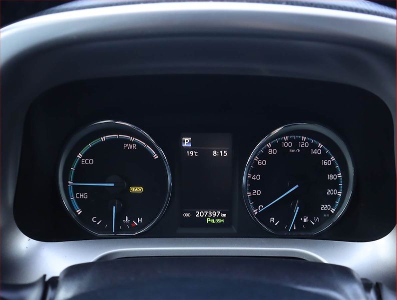 Toyota RAV4 (2016) 2.5 Hybrid, 4X4, Automat - fotka 11 z 22