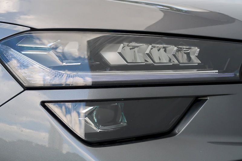 Škoda Kodiaq (2025) SPORTLINE 4X4 2,0 TDI 142 kW D - fotka 10 z 28