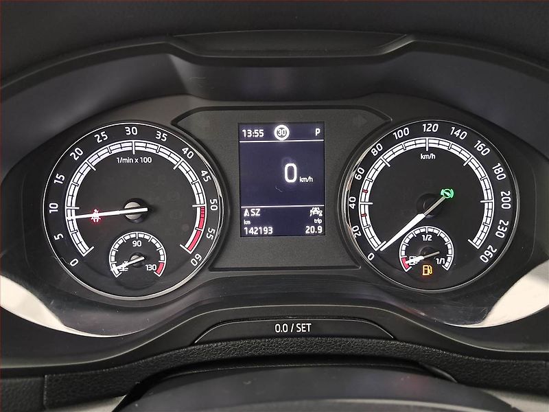 Škoda Karoq (2020) Ambition Plus 2.0 TDI - fotka 11 z 20