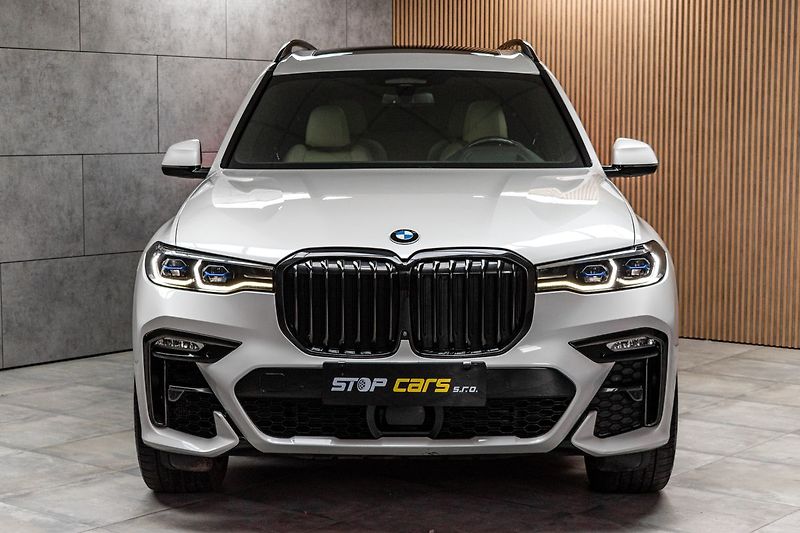 BMW X7 xD40d ///M*LASER*VZDUCH*HK*DPH - fotka 2 z 74