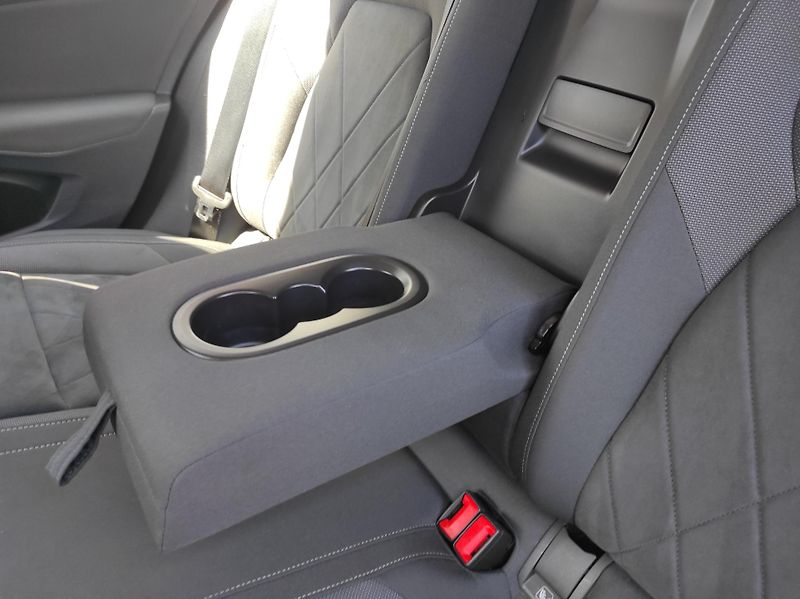 Volkswagen Golf 2,0TDi 110kW, Style, ČR, - fotka 48 z 59