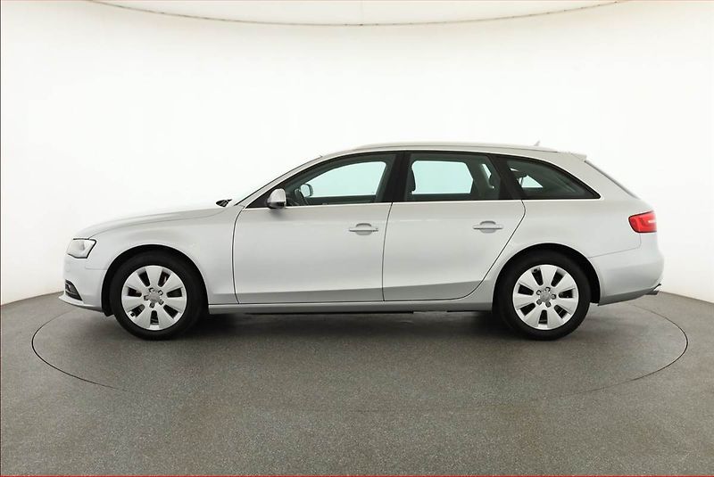 Audi A4 (2013) 3.0 TDI, 4X4, Automat, Navi - fotka 3 z 19