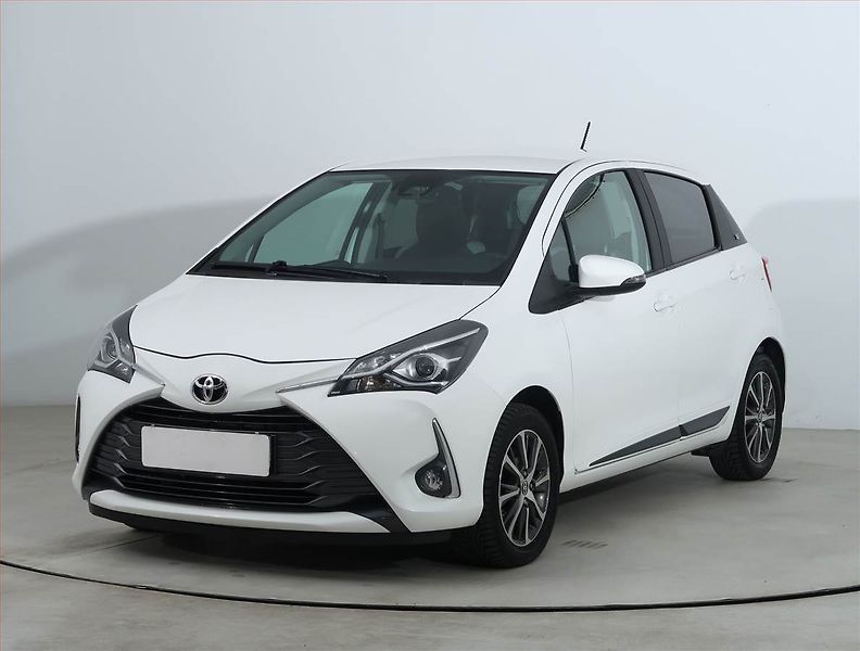 Toyota Yaris (2019) Y20 1.5 Dual VVT-i, Serv.kniha - fotka 2 z 19
