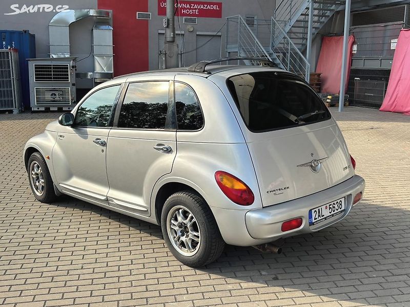 Chrysler PT Cruiser (2001) 2.0i, 104kw - fotka 3 z 17