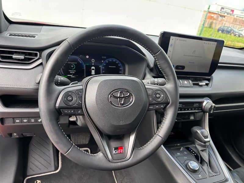 Toyota RAV4 2.5 HSD e-CVT AWD GR-Sport - fotka 15 z 29