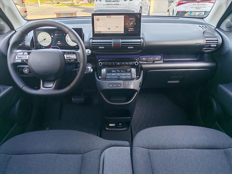 Hyundai INSTER 49 kWh PWR  STYLE TECHNOLOGY - fotka 10 z 18