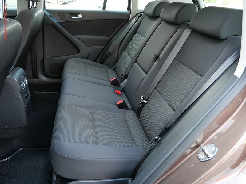 Volkswagen Tiguan (2012) 1.4TSi, autoAC - fotka 10 z 19