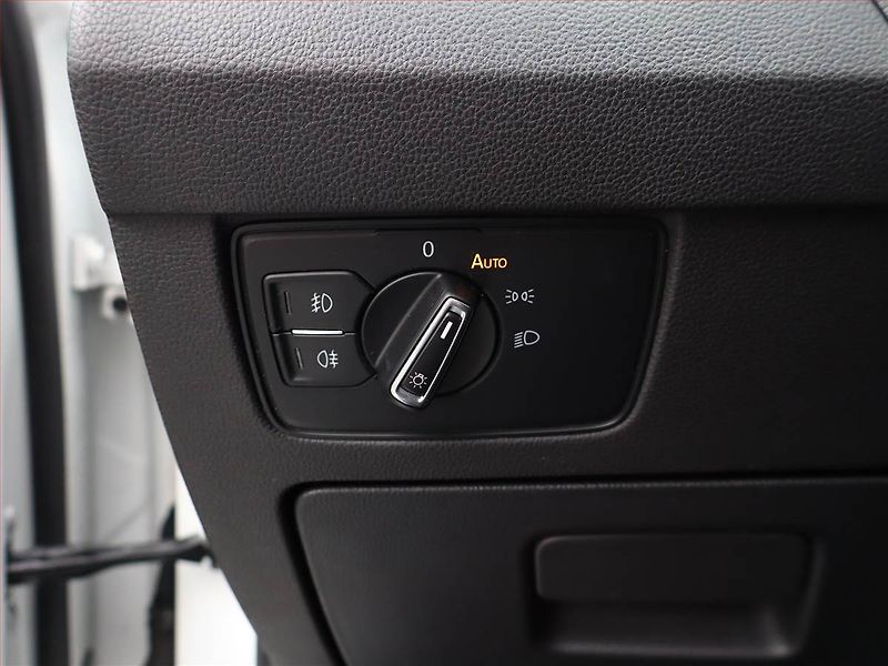 Volkswagen Passat (2018) Comfortline 2.0 TDI, Automat - fotka 16 z 18