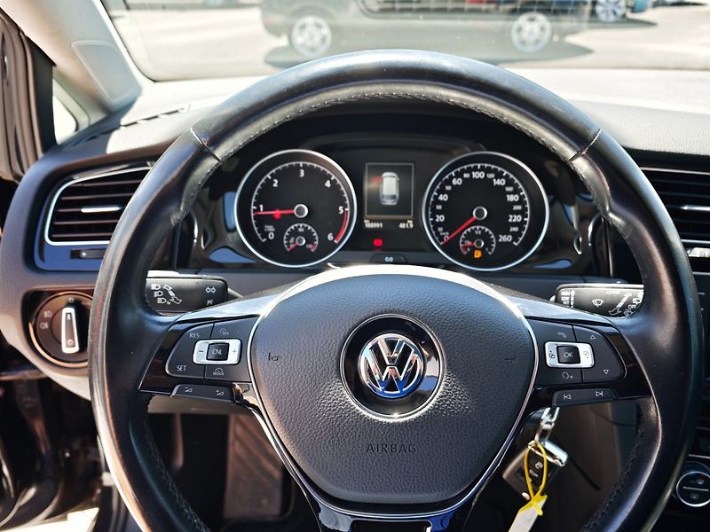 Volkswagen Golf (2014) 2,0 TDI 110 KW Highline - fotka 24 z 35