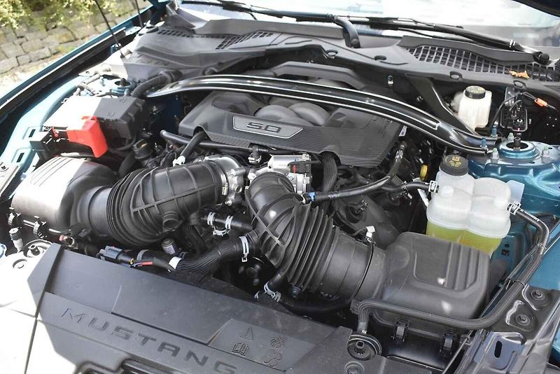 Ford Mustang Convertible - I v sedmé generaci neztrácí svůj půvab.
