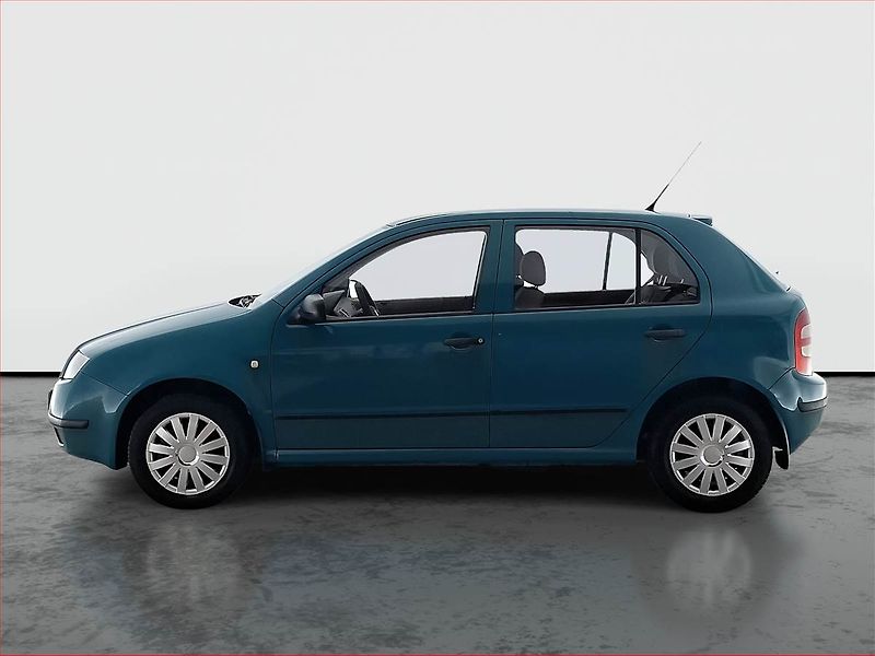 Škoda Fabia (2002) 1.2, nová STK, oblíbený vůz - fotka 3 z 13
