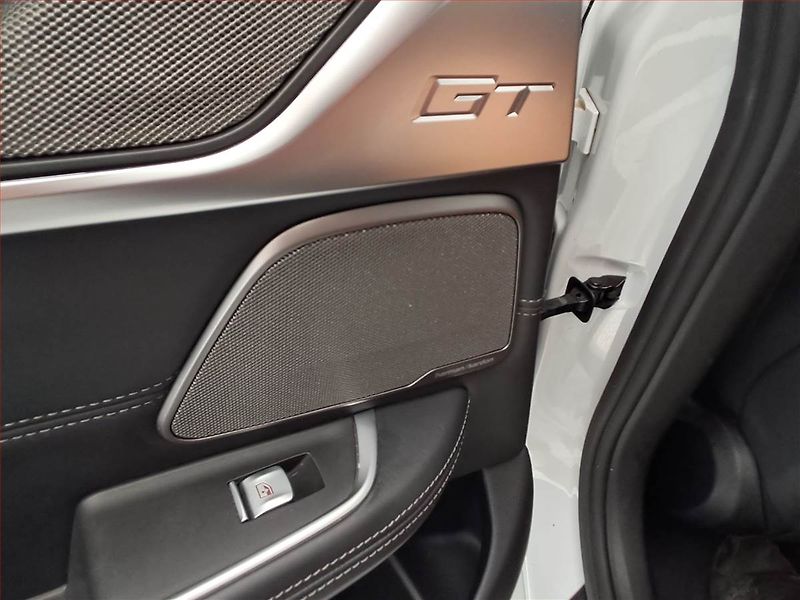 BMW Řada 6 (2021) 630d xDrive GT - fotka 22 z 27