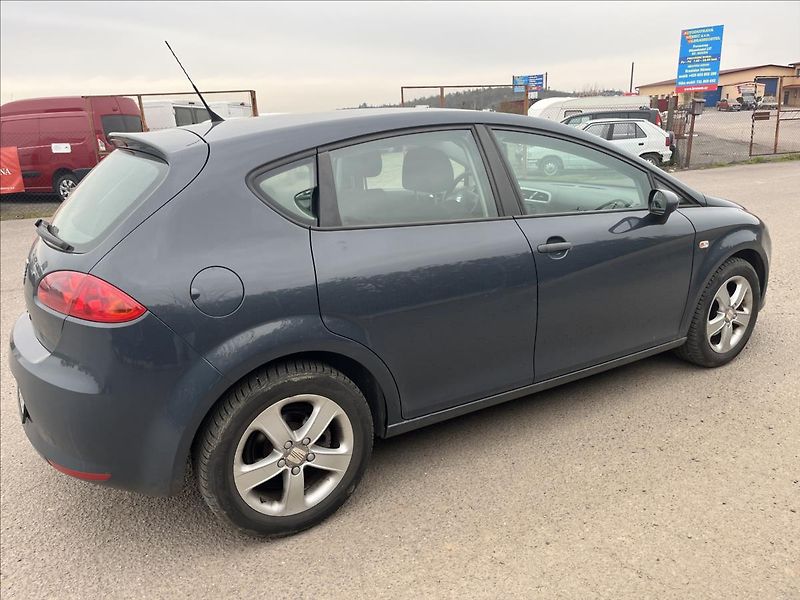 Seat Leon 1,4 MPi 63KW KLIMA ČR - fotka 5 z 30