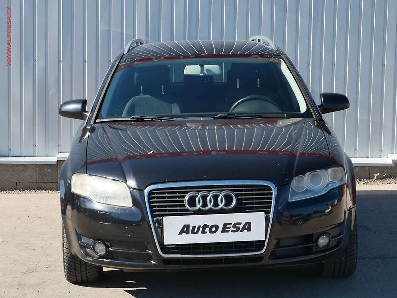 Audi A4 (2007) 2.0TDi Avant, ČR, AC, xenon - fotka 2 z 18