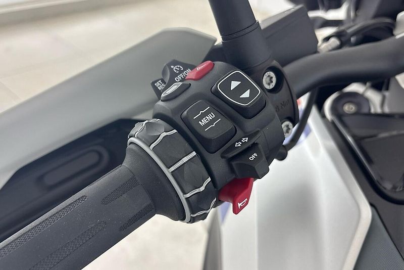 BMW R 1300 GS - fotka 10 z 13