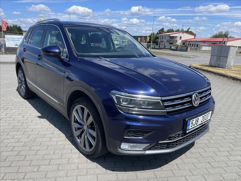 Volkswagen Tiguan 2,0 TDi 110kw 4-Motion LED GPS - fotka 36 z 37