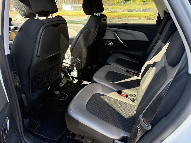 Citroën C4 SpaceTourer 1.2i 96kw  - fotka 4 z 10