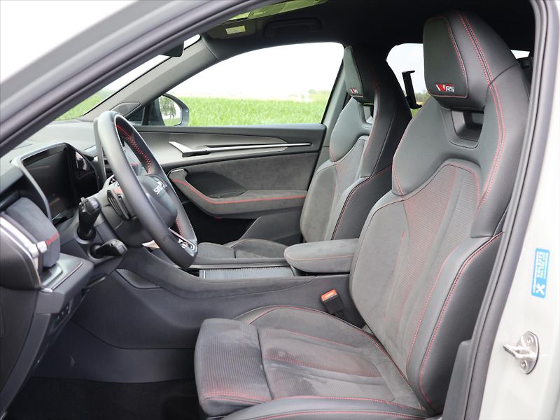 Škoda Kodiaq 2,0 TSI 195kW DSG 4x4 RS DPH - fotka 12 z 40