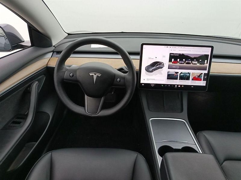 Tesla Model 3 AWD LED ACC       PŘIPRAVUJEME - fotka 8 z 9