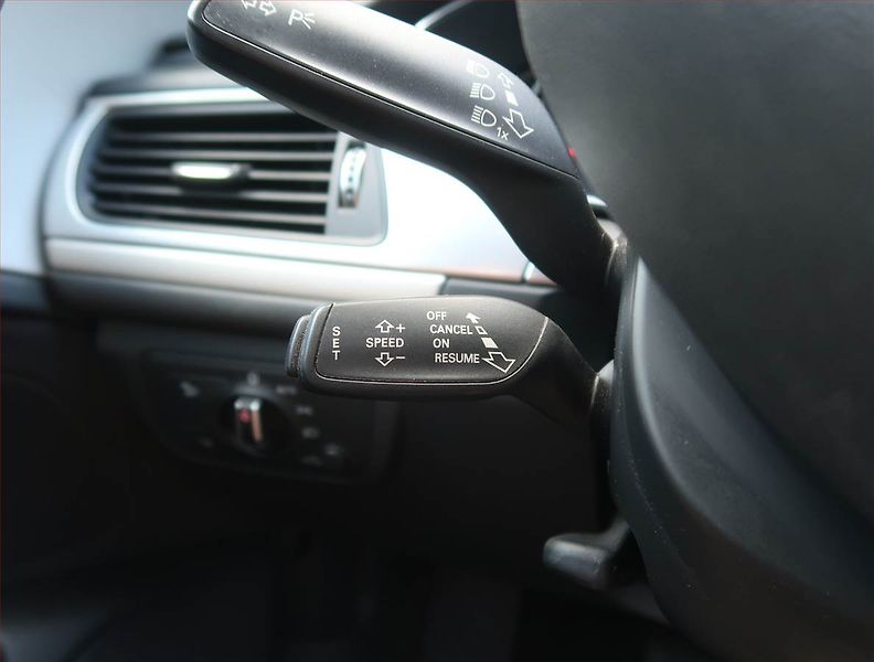 Audi A6 (2015) 2.0 TDI, Automat, Navi, Xenony - fotka 21 z 24