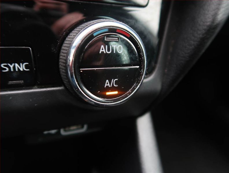 Škoda Octavia (2020) Style 1.6 TDI, Serv.kniha - fotka 18 z 25