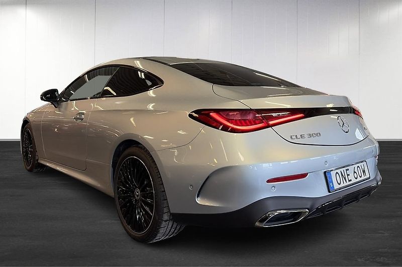 Mercedes-Benz CLE 300 4M AMG Pano Burm 360 DIGI - fotka 5 z 21