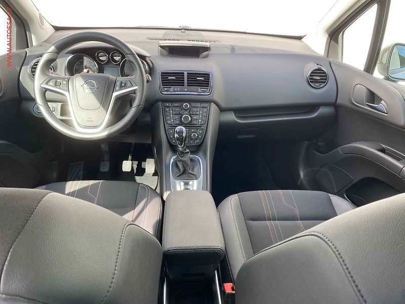 Opel Meriva (2012) 1.4 T 150, Edition - fotka 8 z 16