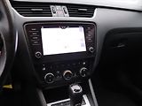 Škoda Octavia 1.6 TDI 85kW DSG Navi Tažné - náhled 16