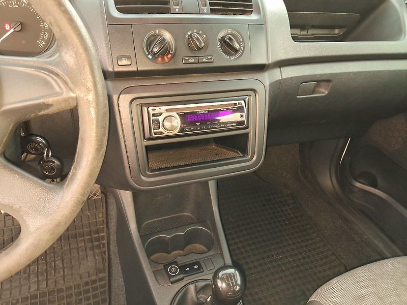 Škoda Fabia - fotka 7 z 15