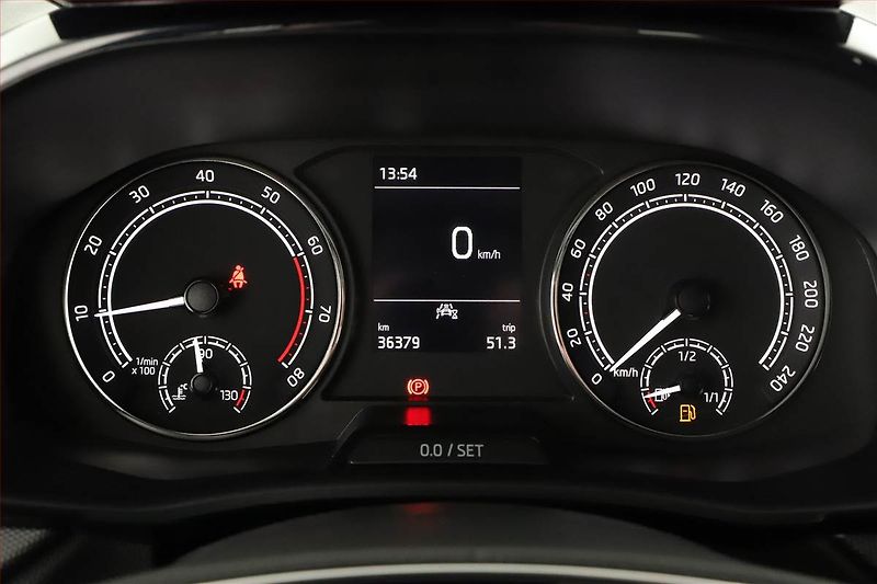 Škoda Fabia (2023) Ambition 1.0 TSI, ČR,1.maj - fotka 8 z 17
