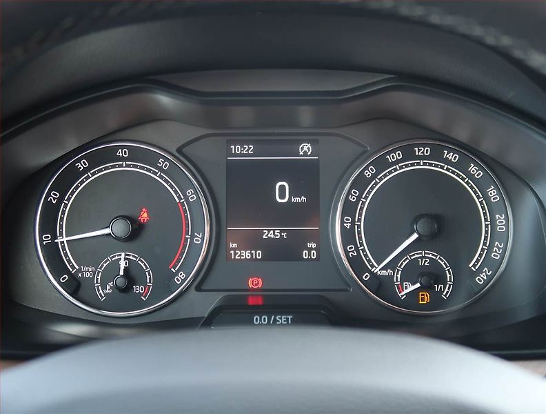 Škoda Kamiq (2020) Style 1.5 TSI, ČR,1.maj - fotka 11 z 18