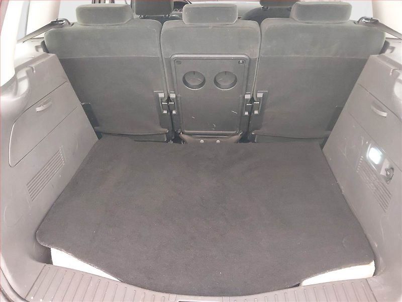 Ford C-MAX (2004) Ghia 1.8, LPG, Serv.kniha - fotka 14 z 21