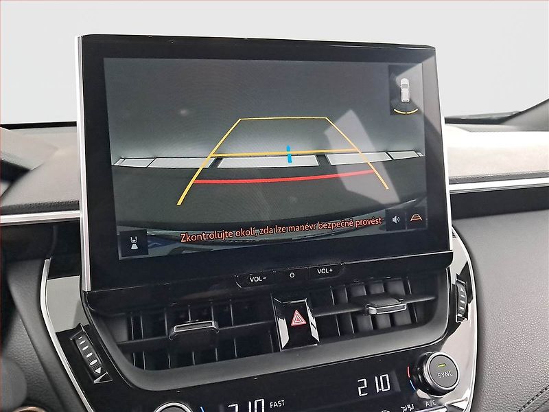 Toyota Corolla Cross (2024) 2.0 Hybrid AWD - fotka 18 z 19