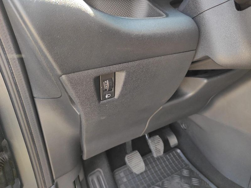 Citroën C3 Picasso (2013) 1.4i 95k MAN5 TZ první majitel - fotka 22 z 28