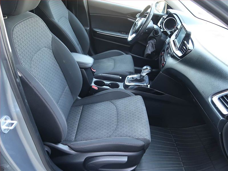 Kia Ceed (2019) Gold 1.6 CRDi, Automat - fotka 9 z 18