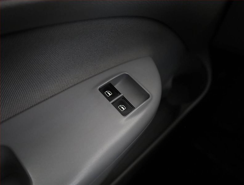 Škoda Octavia (2012) 1.4 TSI, ČR,1.maj, po STK - fotka 16 z 17