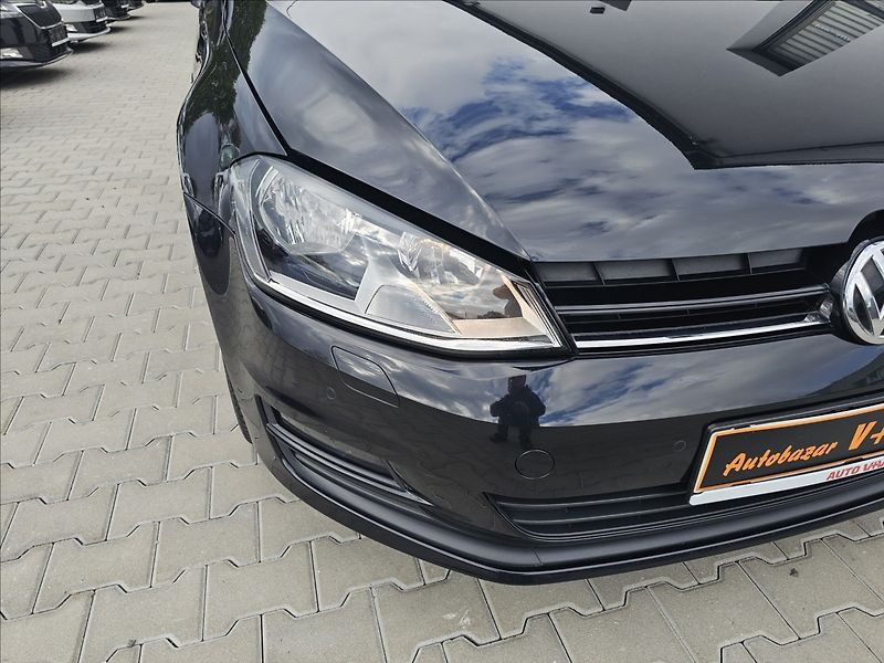Volkswagen Golf VII 1,4TSi 92KW CUP NAVI - fotka 43 z 46