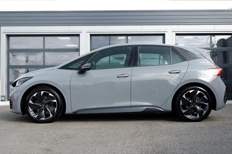 Cupra Born 150kW SoH 89% Tep.čerpadlo - fotka 4 z 20