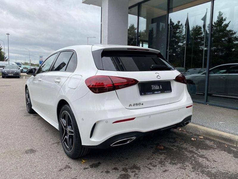 Mercedes-Benz Třídy A (2026) A 250 e - HYBRID předváděcí - fotka 4 z 9